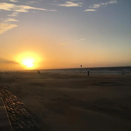 Sea And View With Double Terrace Flat C Остенде